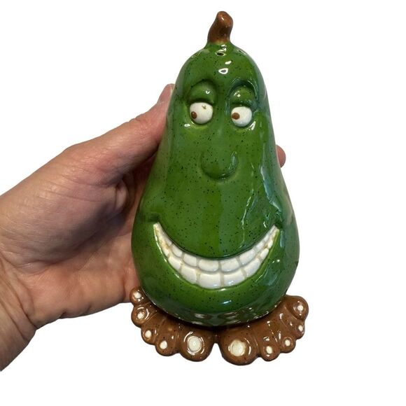 Anthropomorphic Green Pear Face Feet Salt Pepper Shakers - Picture 3 of 8